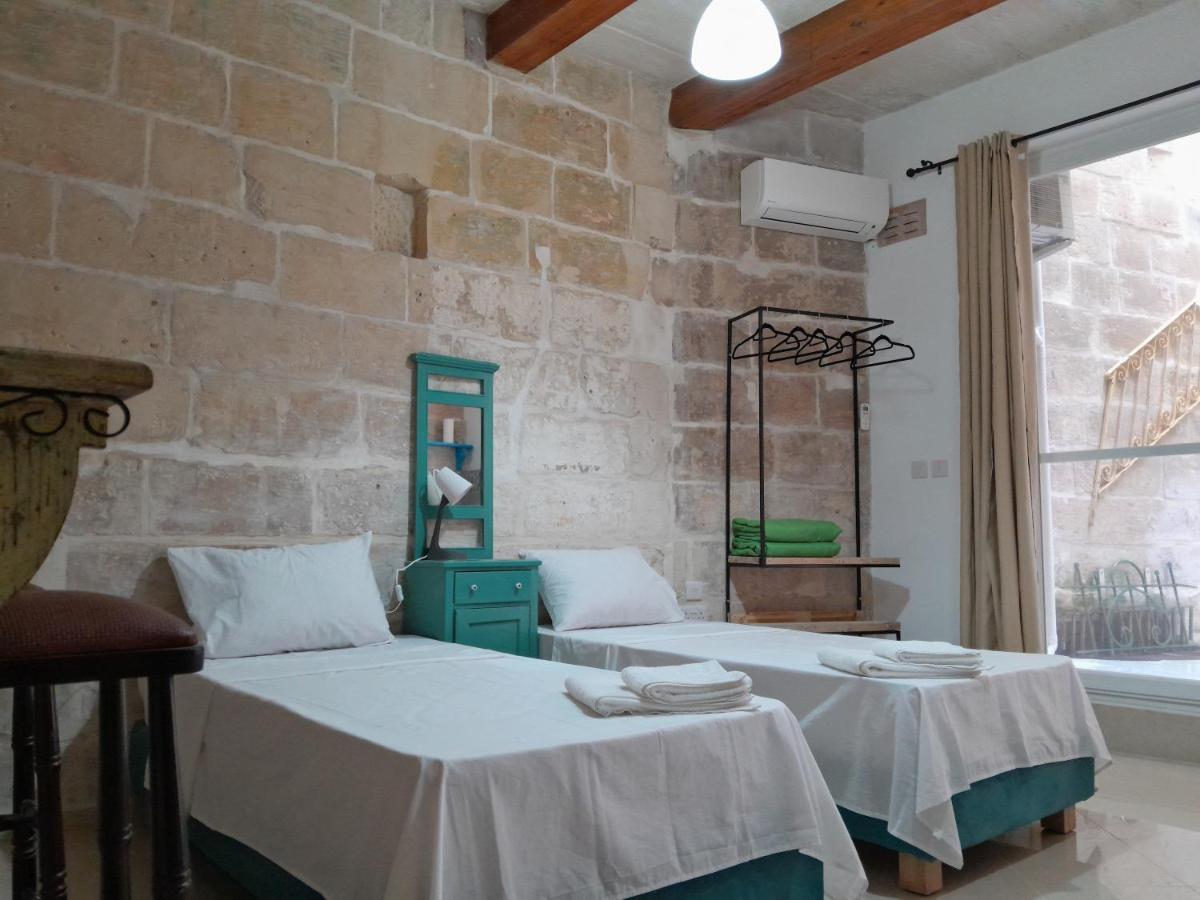 Limestone Sun Suites Слима Экстерьер фото